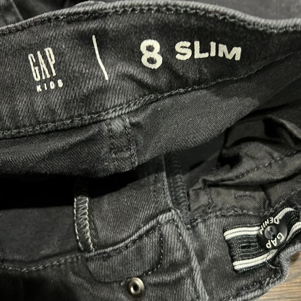 Gap. Slim fit jeans. Size 8.